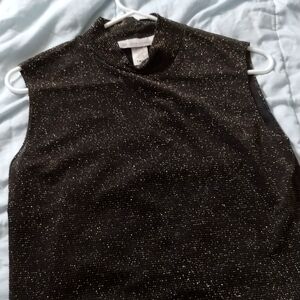 Sleeveless blouse by dress barn size Large